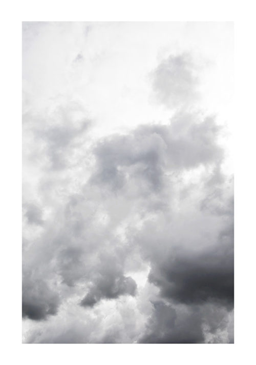 Head in The Clouds - Studio Nahili